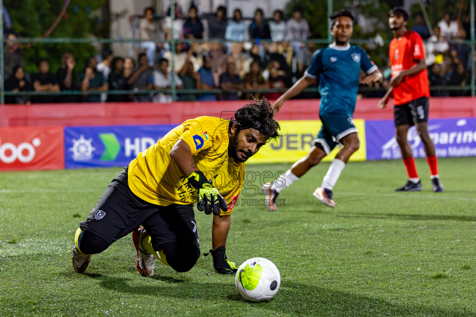 Sh. Kanditheemu VS R. Dhuvaafaru on Day 35 of Golden Futsal Challenge 2024 was held on Tuesday, 20th February 2024, in Hulhumale', Maldives 
Photos: Hassan Simah, / images.mv