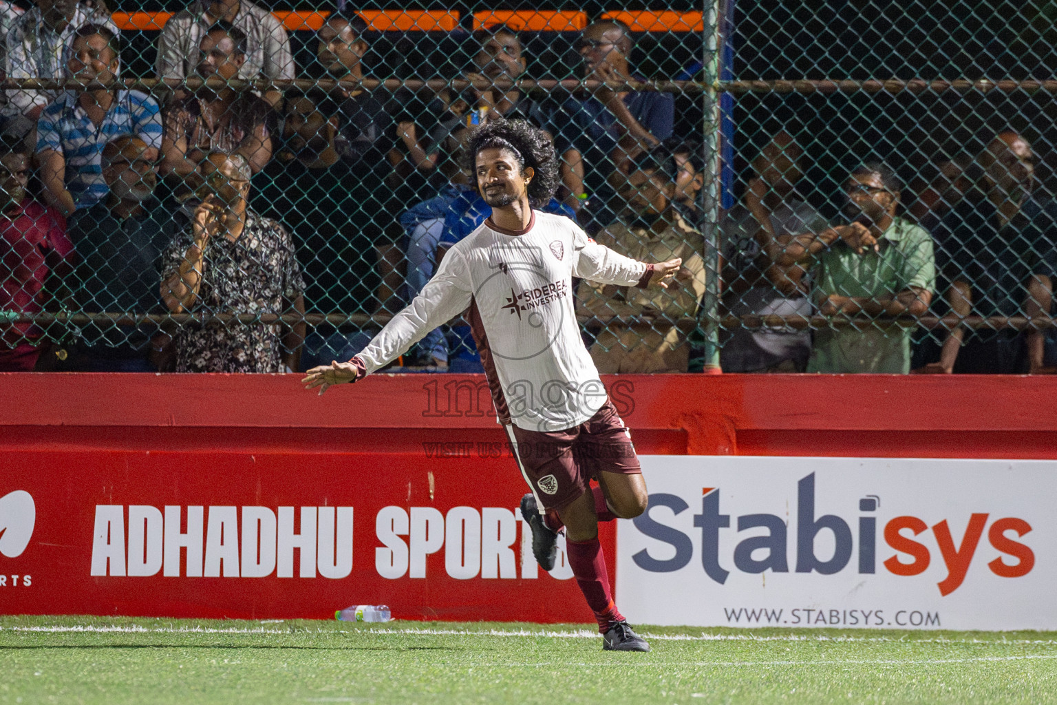 S. Maradhofeydhoo vs S. Hulhudhoo in Day 12 of Golden Futsal Challenge 2025 was held on Thursday, 16th January 2025, in Hulhumale', Maldives Photos: Mohamed Mahfooz Moosa / images.mv