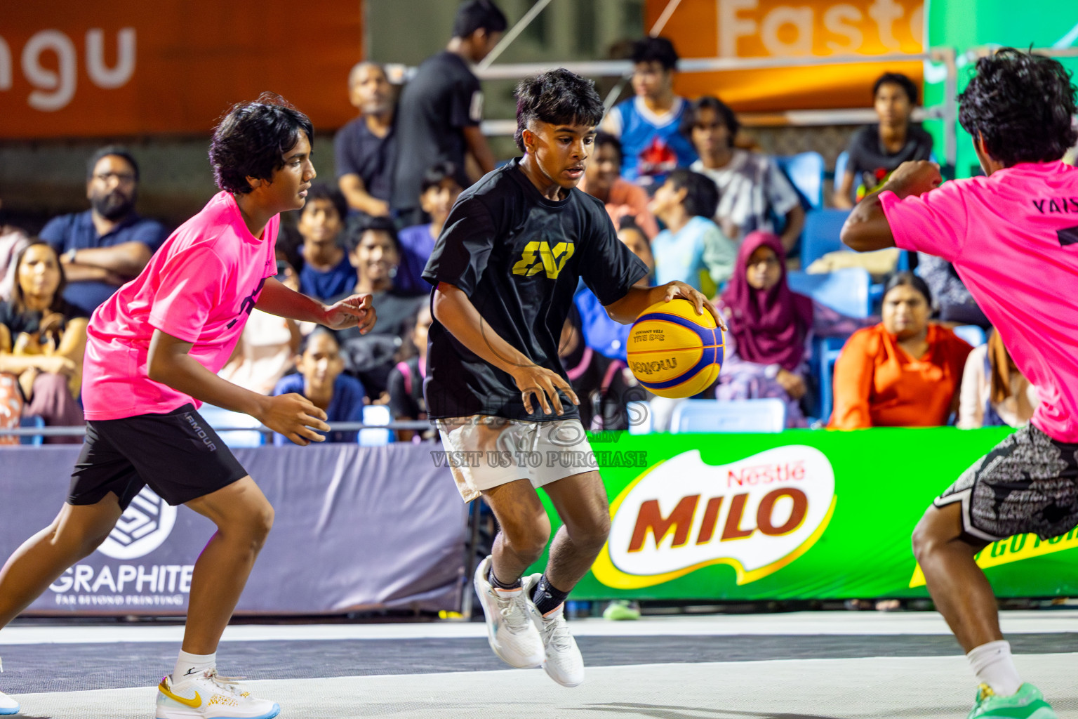 Day 7 of MILO Ramadan 3x3 Challenge 2024 was held in Ekuveni Outdoor Basketball Court at Male', Maldives on Monday, 18th March 2024.
Photos: Mohamed Mahfooz Moosa / images.mv