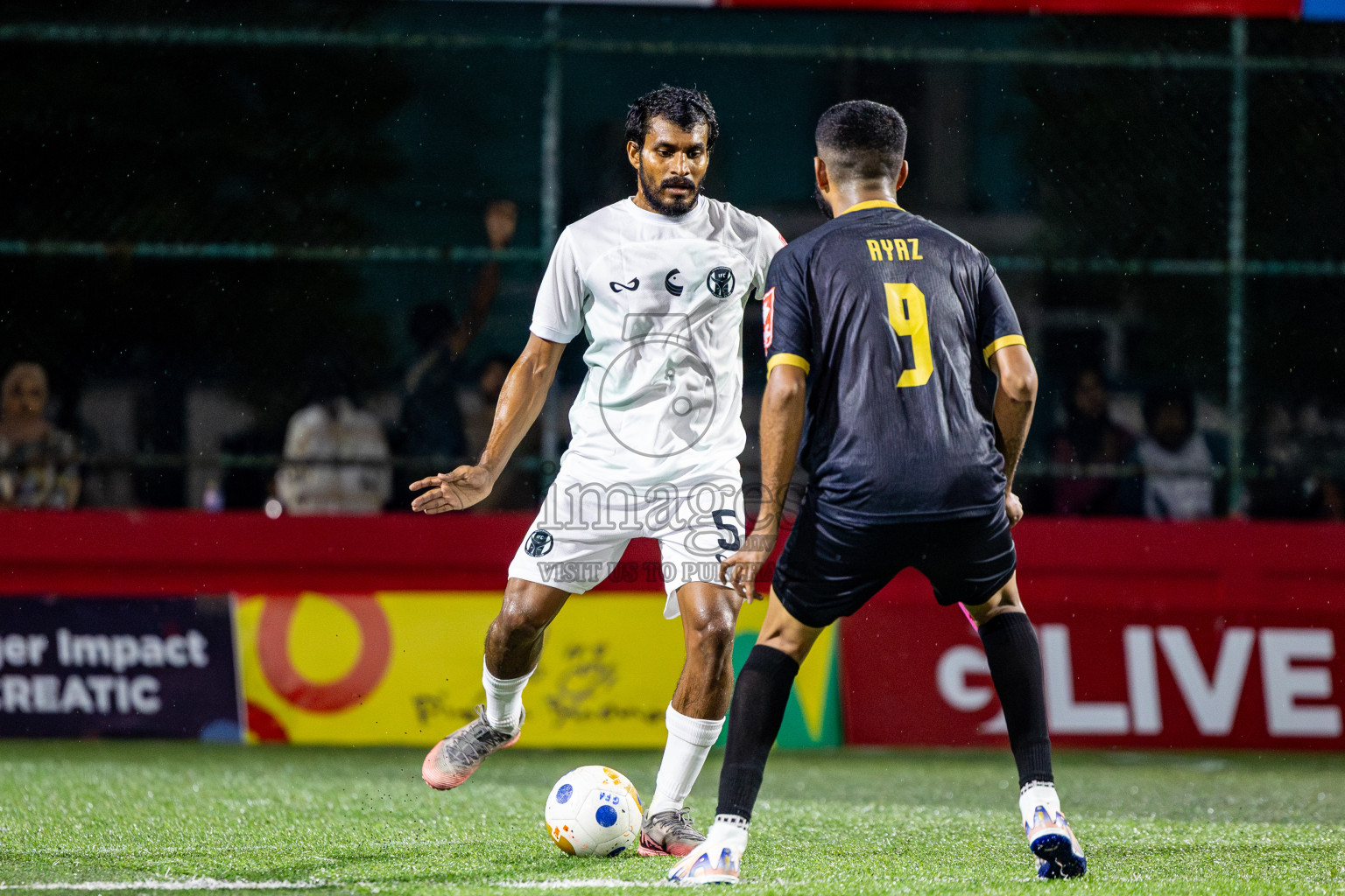 HA Utheem VS HA Ihavandhoo in Day 9 of Golden Futsal Challenge 2025 was held on Monday, 13th January 2025, in Hulhumale', Maldives Photos: Nausham Waheed , Ismail Thoriq / images.mv