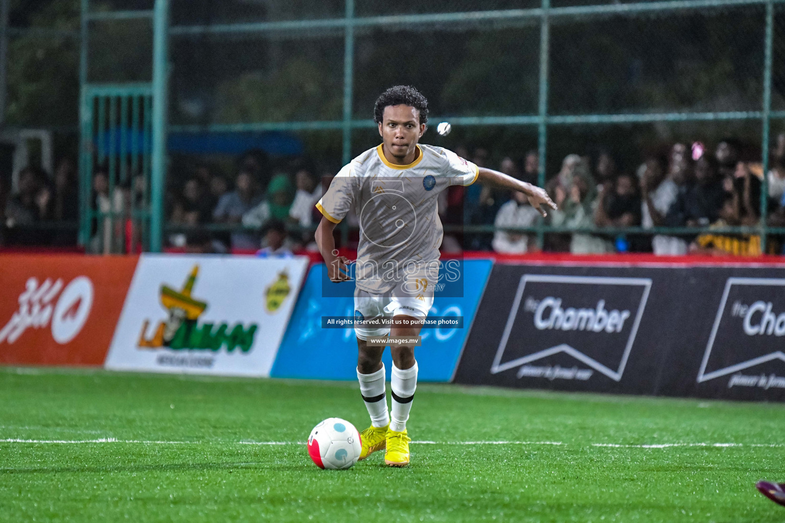 Team Fenaka vs Team Civil Court in Club Maldives Cup 2022 was held in Hulhumale', Maldives on Friday, 14th October 2022. Photos: Nausham Waheed / images.mv