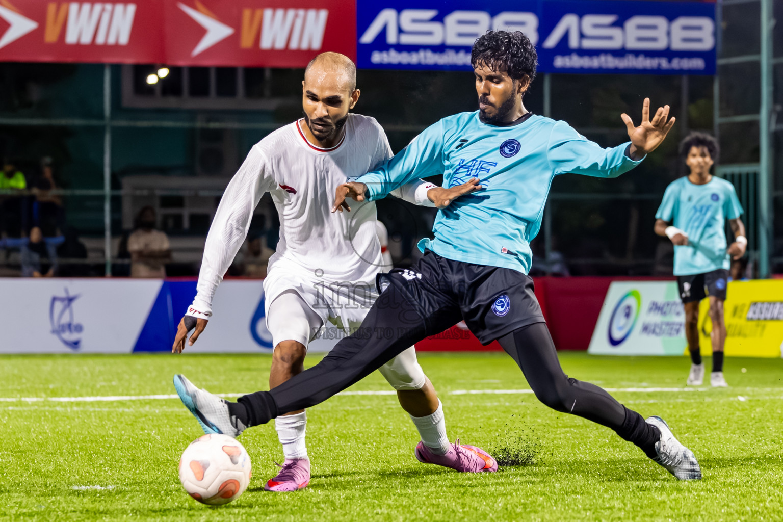 Criminal Court vs Fisheries RC in Day 11 of Club Maldives Cup Classic 2025 was held in Rehendi Futsal Ground, Hulhumale', Maldives on Thursday, 25th September 2025. Photos: Nausham Waheed / images.mv