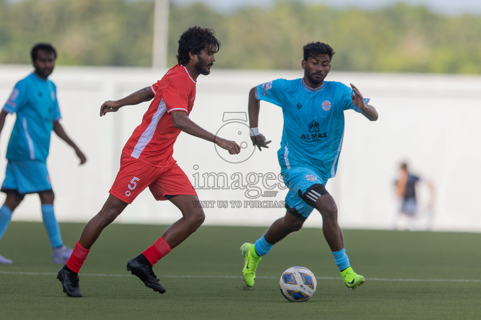 Semi Finals Match 01 Irumathi FC VS CC Sports Club in Day 7 of Eydhafushi Cup 2025 held in Eydhafushi Football Stadium at B. Eydhafushi, Maldives on Friday, 12th September 2025. Photos: Arif Rasheed / images.mv