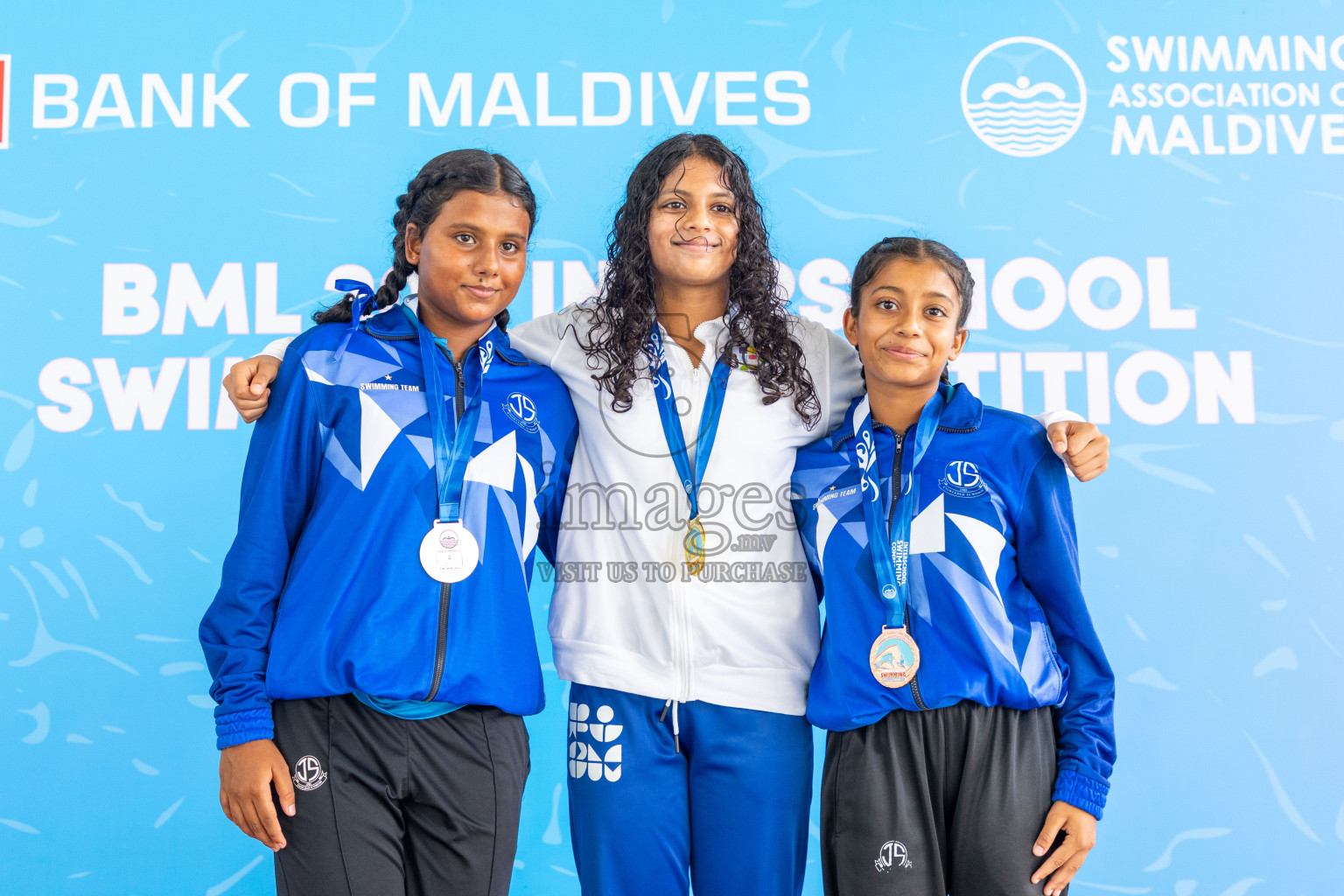 Closing ceremony of BML 20th Inter-School Swimming Competition was held in Hulhumale' Swimming Complex on Saturday, 19th October 2024. 
Photos: Ismail Thoriq