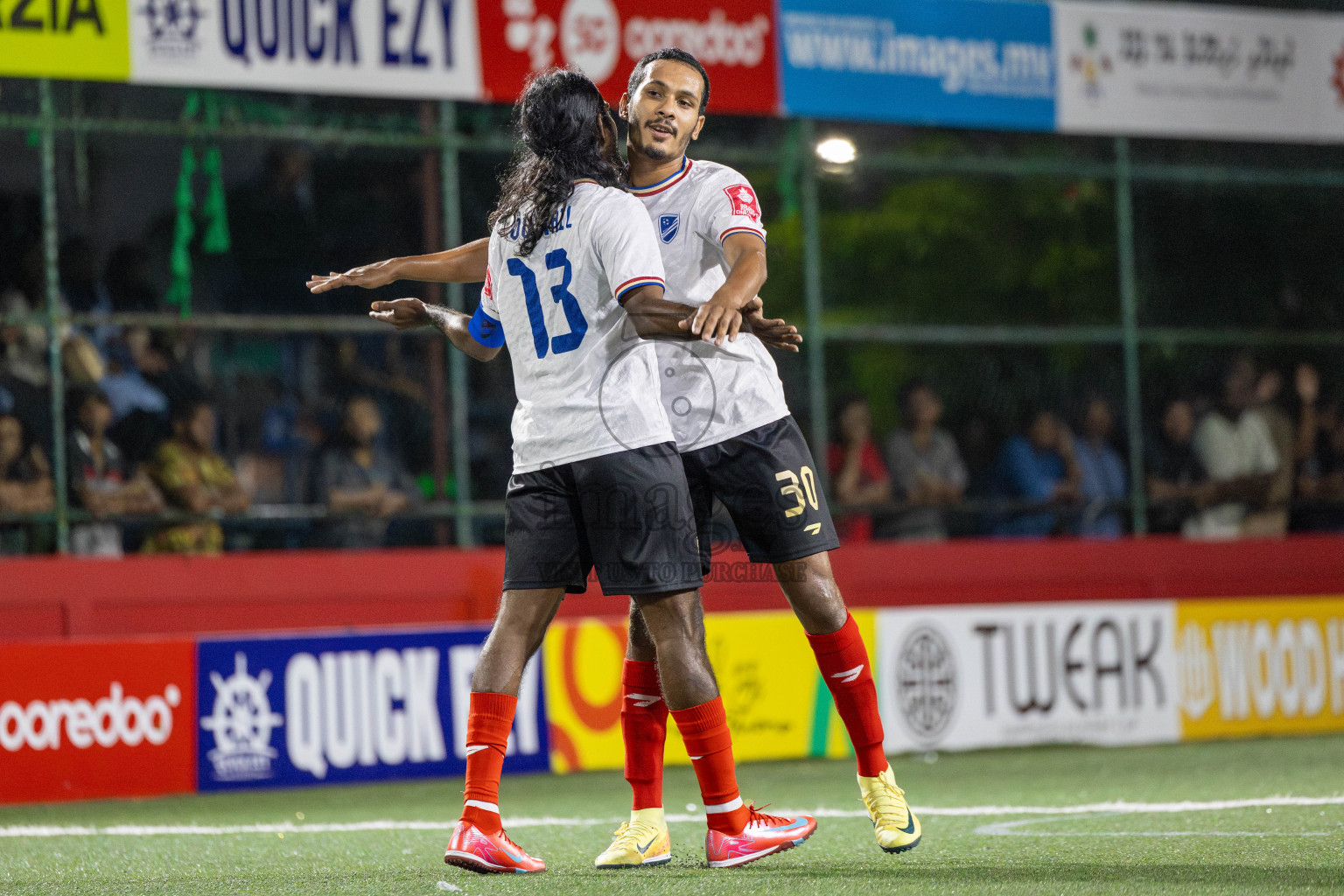 Kuda Huvadhoo vs Mulak in zone round on Day 29 of Golden Futsal Challenge 2025 was held on Sunday , 2nd February 2025, in Hulhumale', Maldives. Photos: Shuu Abdul Sattar / images.mv