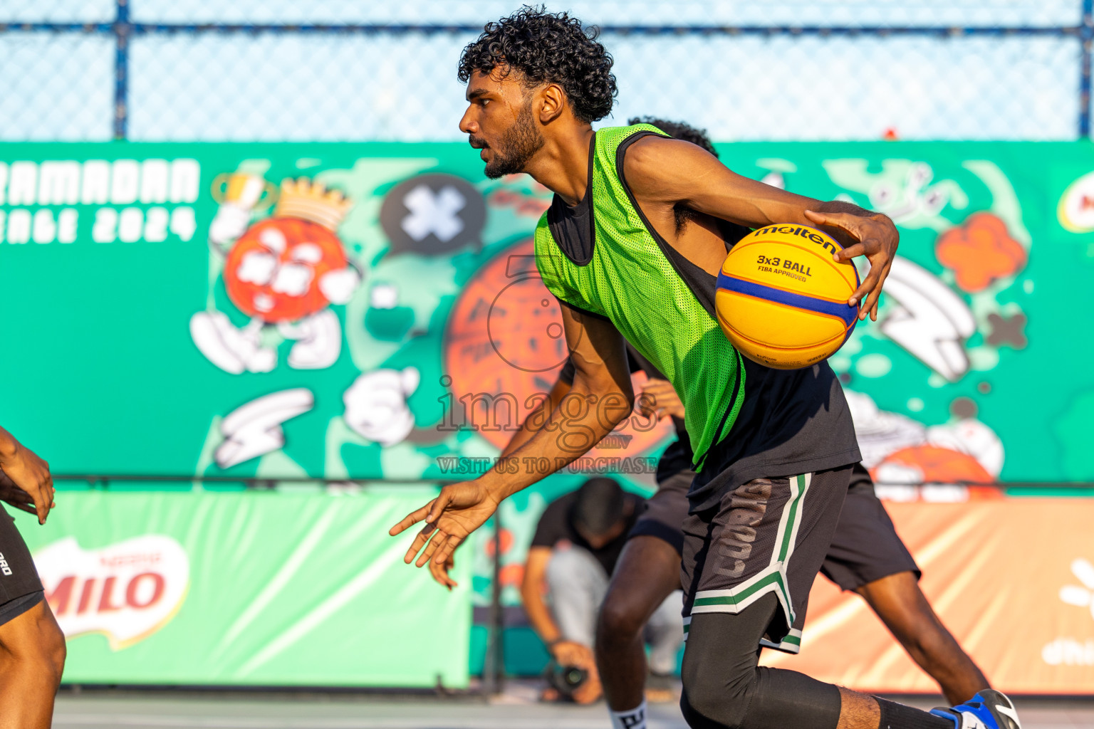 Day 2 of MILO Ramadan 3x3 Challenge 2024 was held in Ekuveni Outdoor Basketball Court at Male', Maldives on Wednesday, 13th March 2024.
Photos: Ismail Thoriq / images.mv