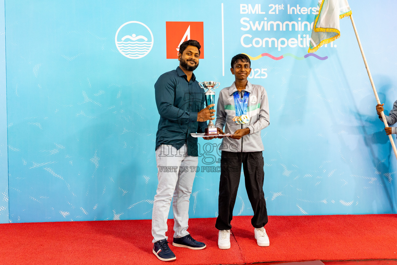 Closing Ceremony of BML 21st Interschool Swimming Competition 2025 .was held in Hulhumale' Swimming Pool, Hulhumale', Maldives on Saturday, 18th October 2025. 
Photos: Hassan Simah / images.mv