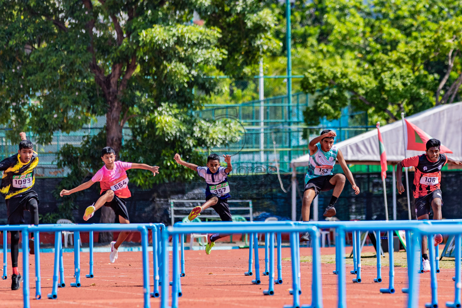 Day 3 of Inter-school Athletics Championship 2025 held in Ekuveni Synthetic Track, Male', Maldives on Wednesday, 08th October 2025. Photos by: Areef Adam / Images.mv