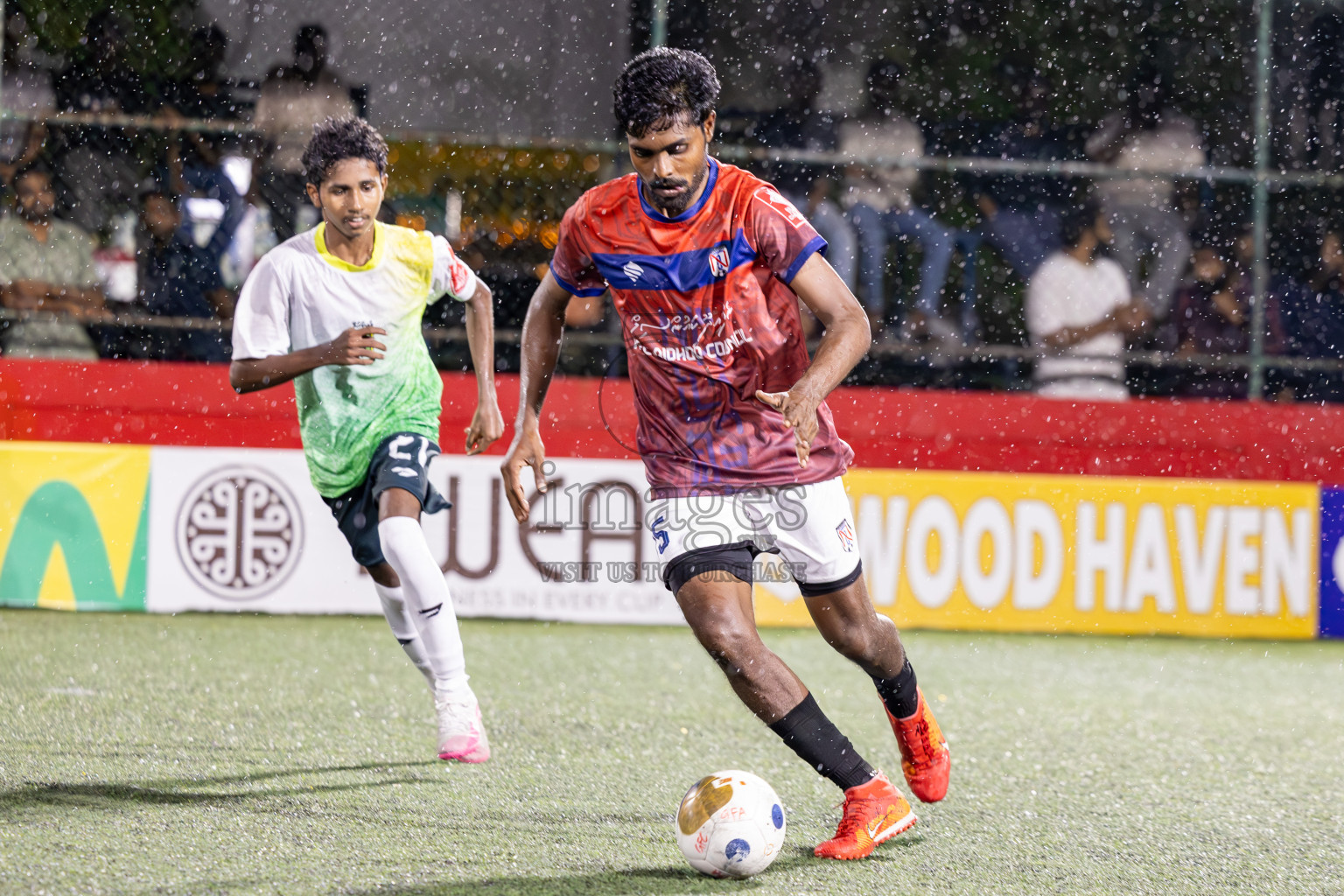 HDh Nellaidhoo vs HDh Vaikaradhoo in Day 9 of Golden Futsal Challenge 2025 was held on Monday, 13th January 2025, in Hulhumale', Maldives
Photos: Ismail Thoriq / images.mv