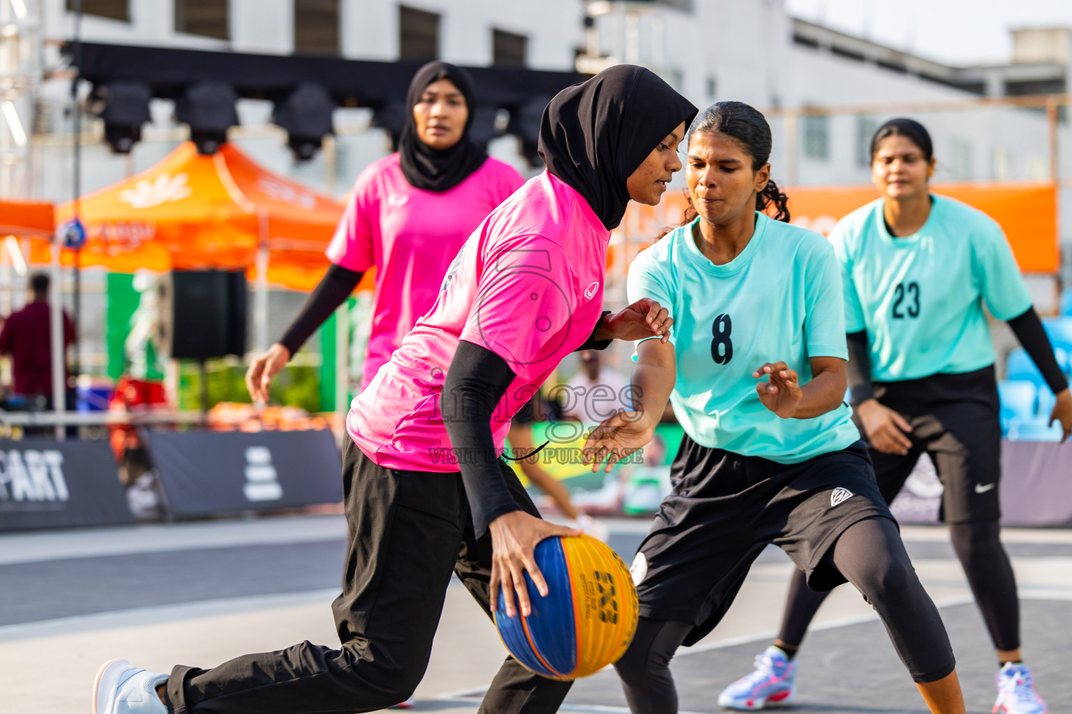 Day 5 of MILO Ramadan 3x3 Challenge 2024 was held in Ekuveni Outdoor Basketball Court at Male', Maldives on Saturday, 16th March 2024.
Photos: Mohamed Mahfooz Moosa / images.mv