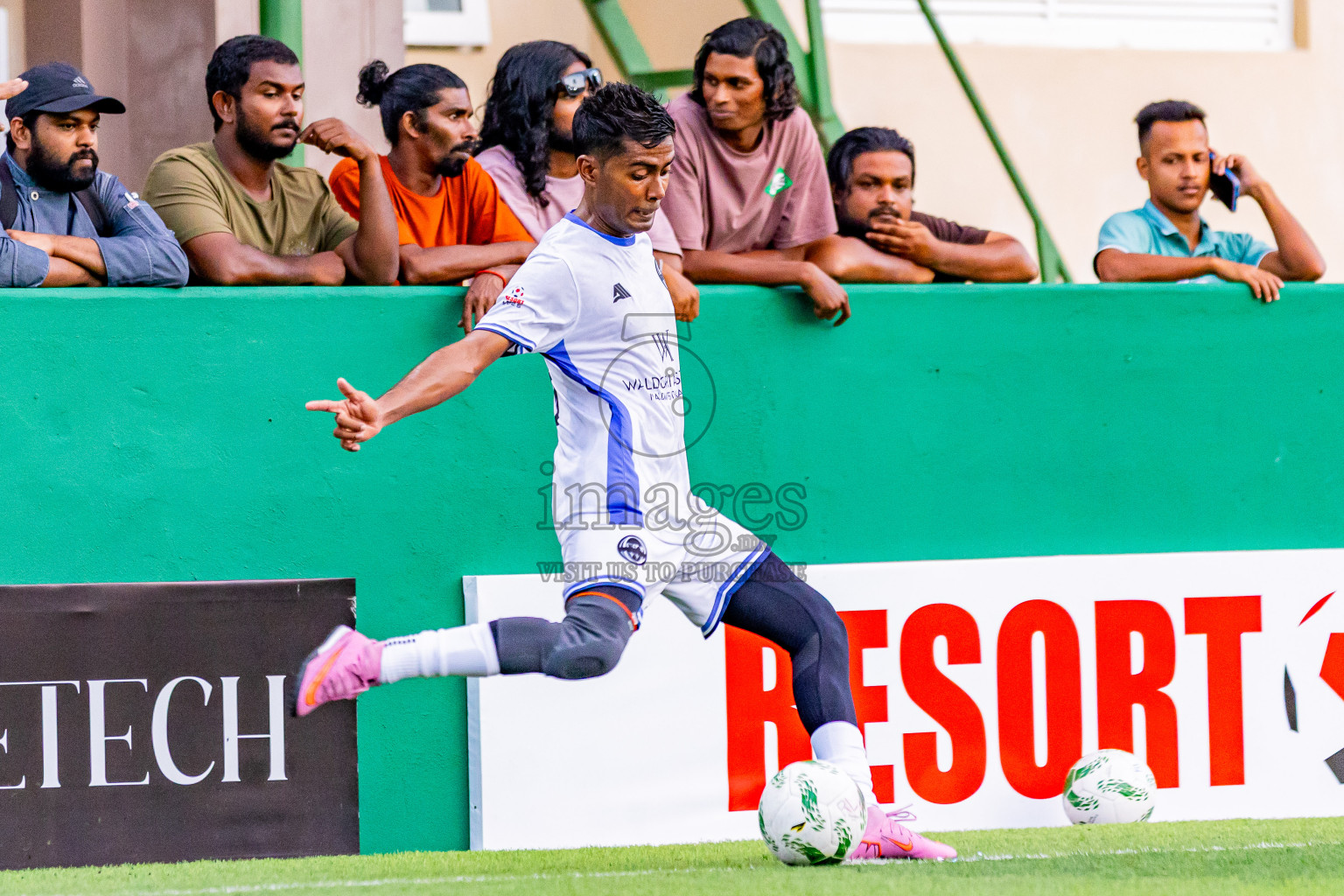Waldorf Astoria vs Ozen Maadhoo in Resort League 2025 (South Male Zone) day 5 was held on Thursday, 2nd October 2025 in Crossroads's Maldives, Photos: Areef Adam / images.mv