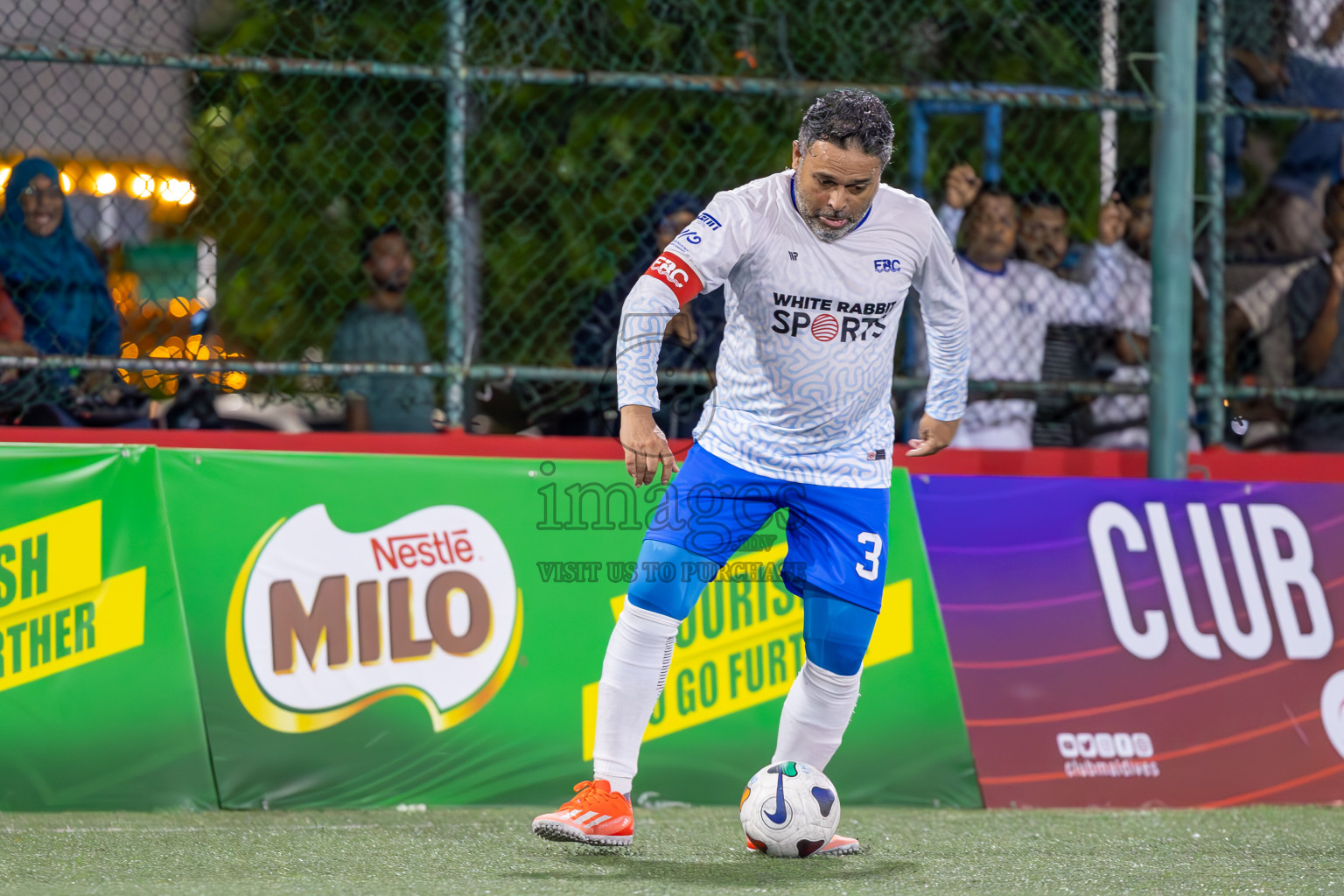 HPSN vs Fisheries RC in Club Maldives Classic 2024 held in Rehendi Futsal Ground, Hulhumale', Maldives on Tuesday, 10th September 2024.
Photos: Ismail Thoriq / images.mv