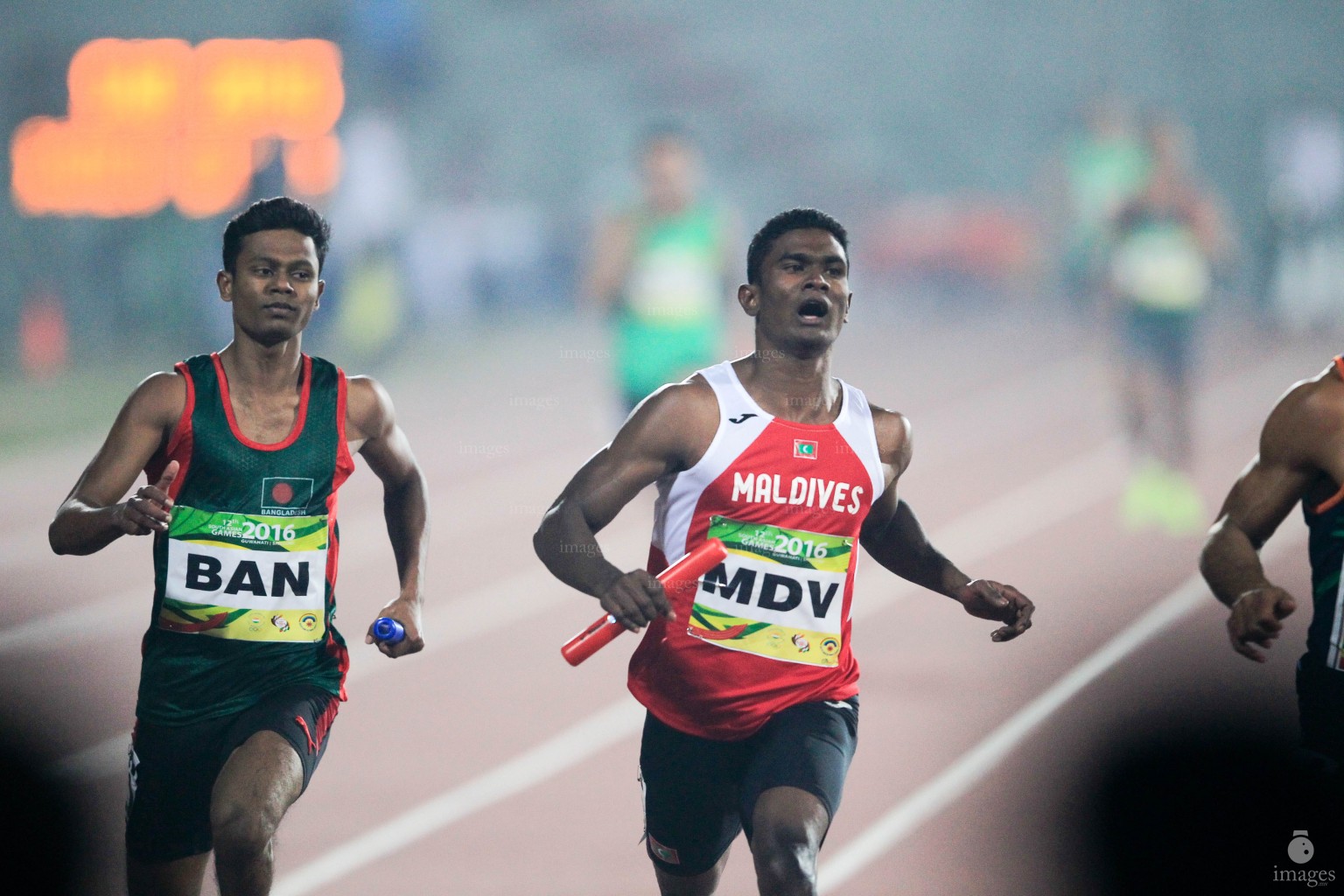 Maldives sprinters in the 4 by 100m relay in the South Asian Games in Guwahati, India, Wednesday, February. 10, 2016. (Images.mv Photo/ Hussain Sinan).