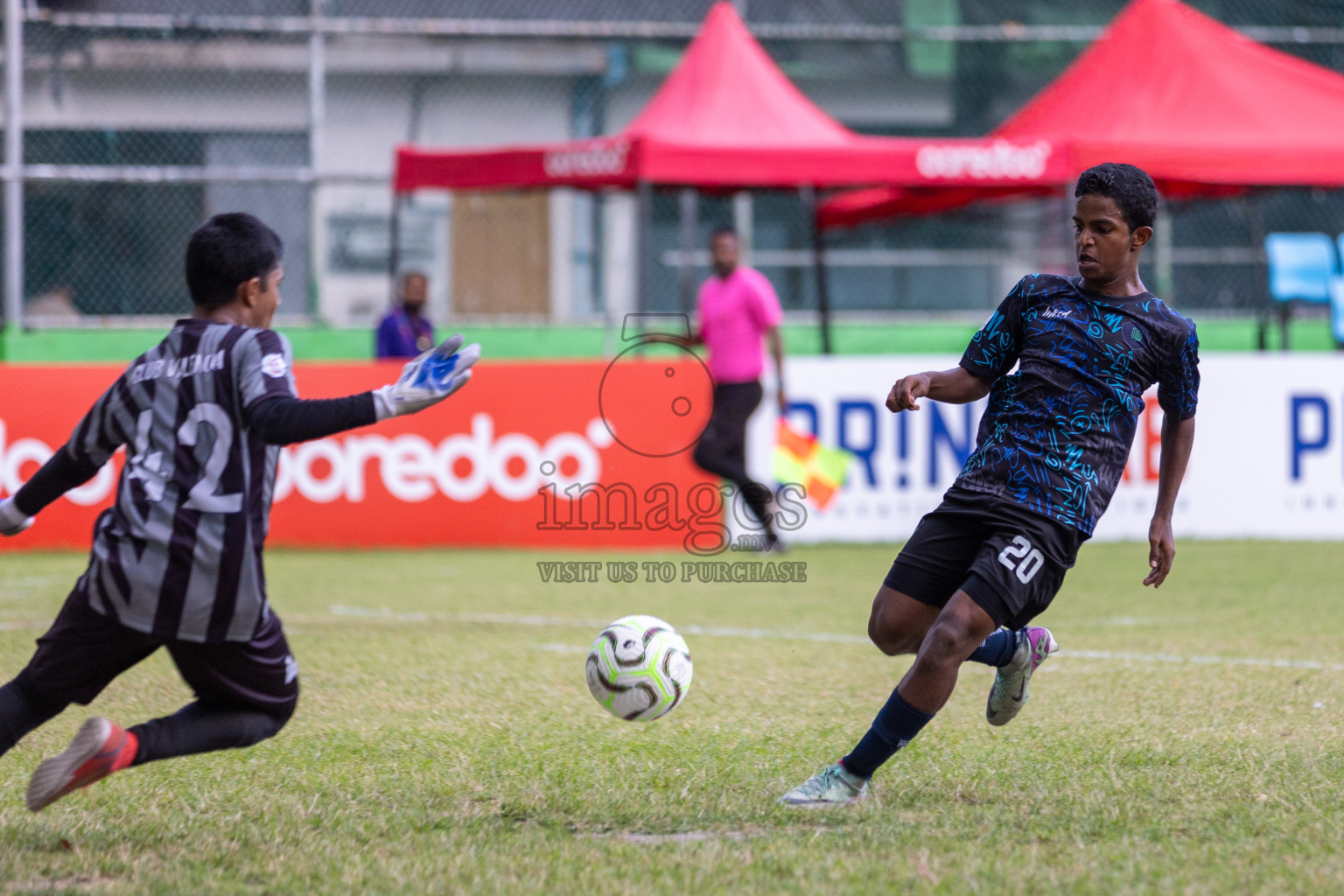 Club Valencia vs Super United Sports (U14) in Day 9 of Dhivehi Youth League 2024 held at Henveiru Stadium on Saturday, 14th December 2024. Photos: Mohamed Mahfooz Moosa / Images.mv