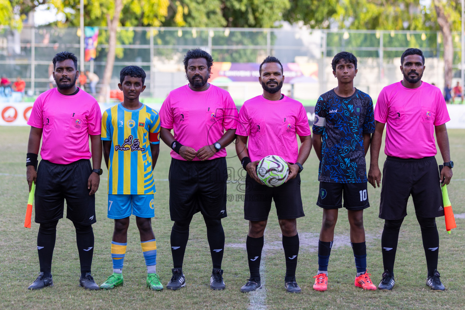 Club Valencia vs Super United Sports (U14) in Day 9 of Dhivehi Youth League 2024 held at Henveiru Stadium on Saturday, 14th December 2024. Photos: Mohamed Mahfooz Moosa / Images.mv