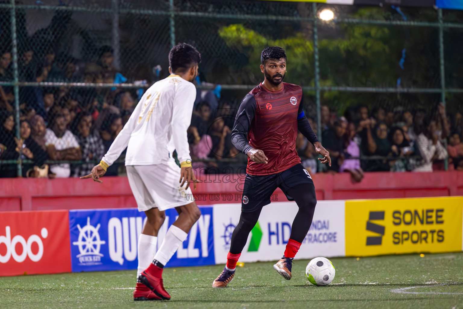 Th Thimarafushi vs Th Omadhoo in Day 27 of Golden Futsal Challenge 2024 was held on Saturday , 10th February 2024 in Hulhumale', Maldives
Photos: Ismail Thoriq / images.mv