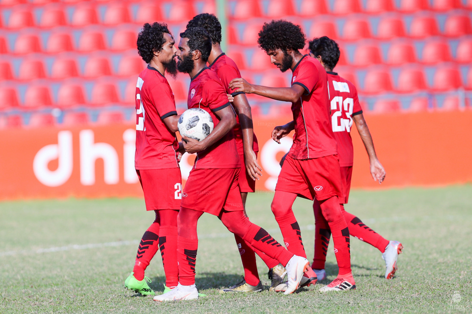 TC Sports Club vs Victory Sports Club in Dhiraagu Dhivehi Premier League 2018 in Male, Maldives, Monday  October 22, 2018. (Images.mv Photo/Suadh Abdul Sattar)