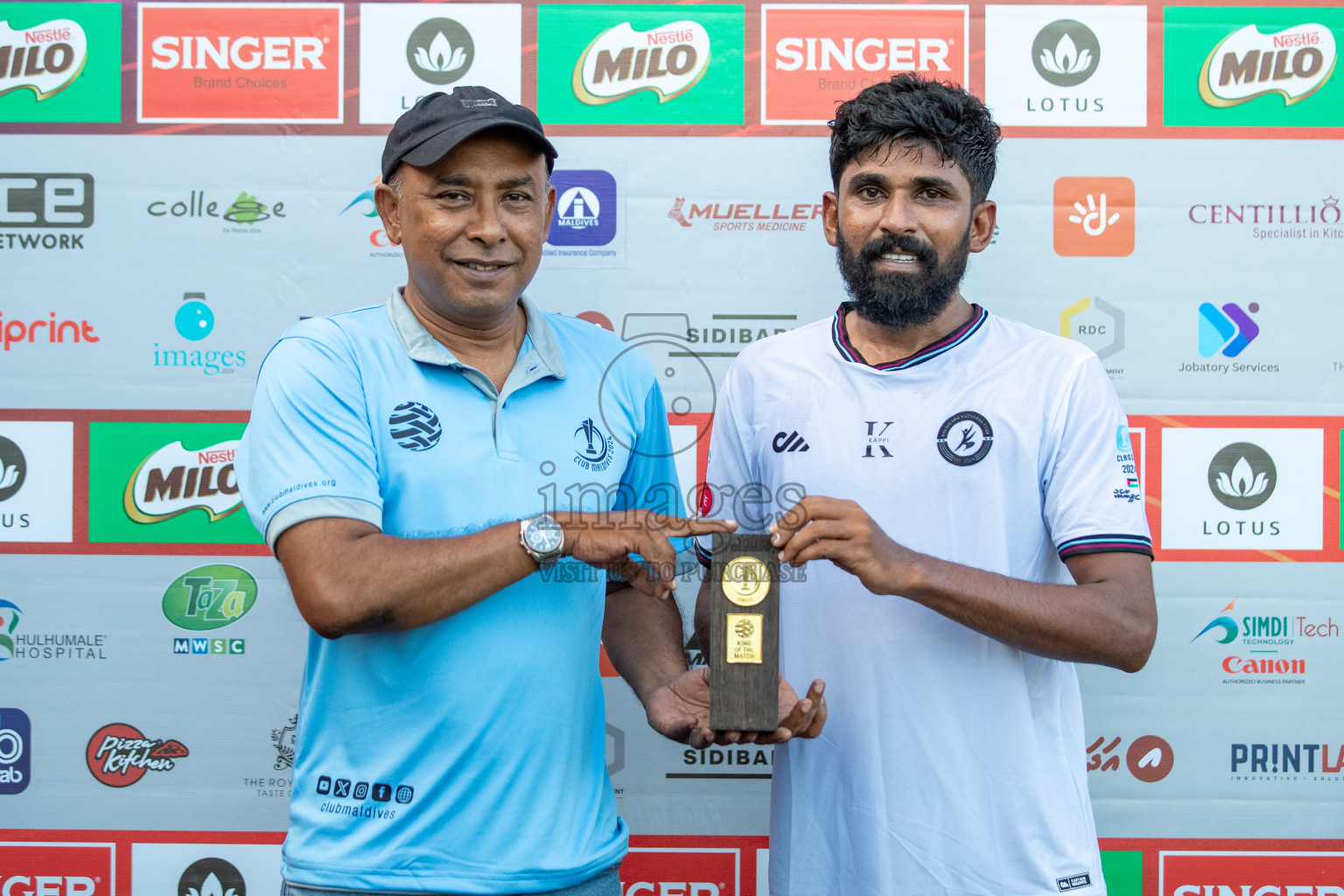 TRADENET VS KULHIVARU VUZARA CLUB in Club Maldives Classic 2024 held in Rehendi Futsal Ground, Hulhumale', Maldives on Friday, 6th September 2024. 
Photos: Hassan Simah / images.mv