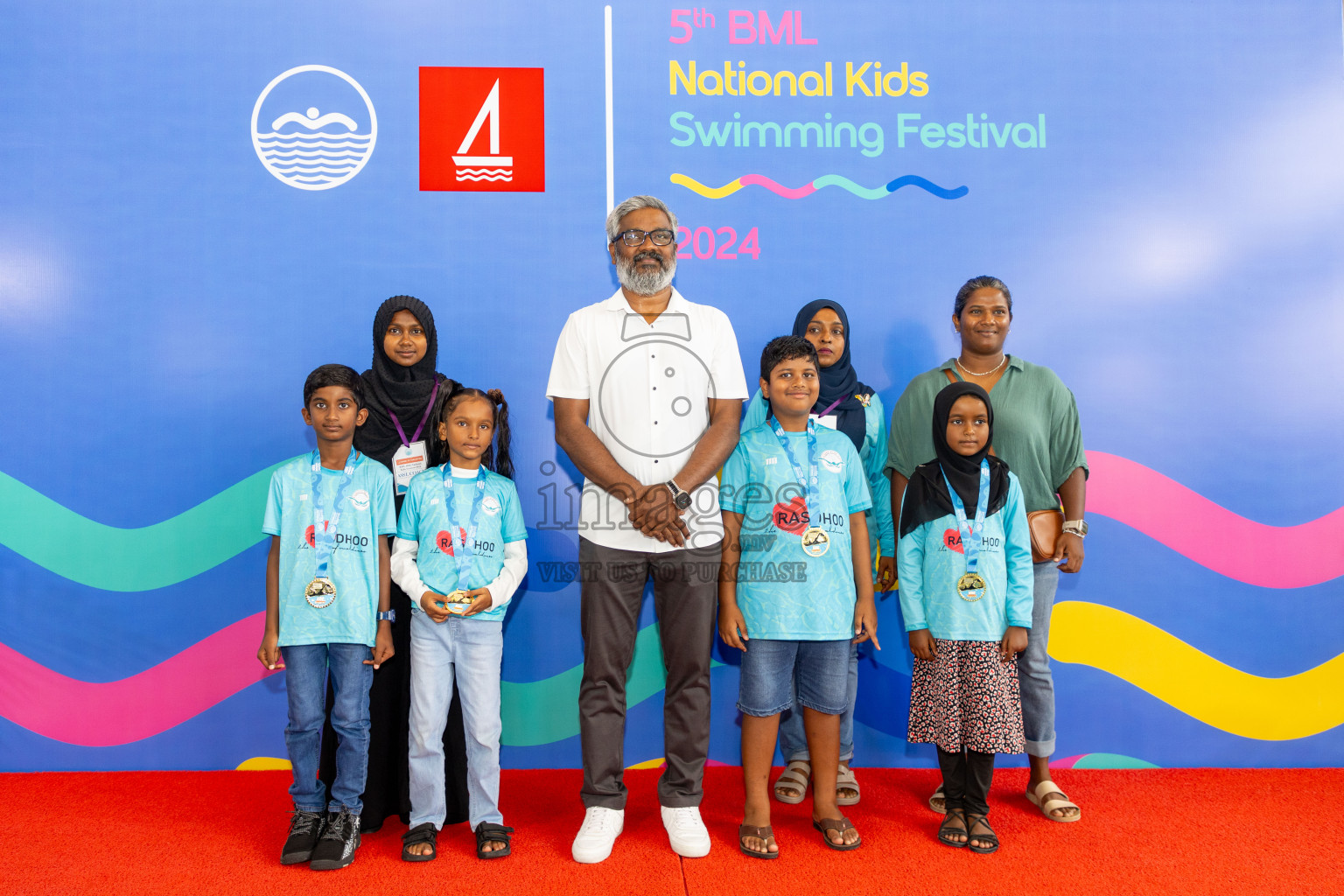 Closing of BML 5th National Swimming Kids Festival 2024 held in Hulhumale', Maldives on Saturday, 23rd November 2024.
Photos: Ismail Thoriq / images.mv