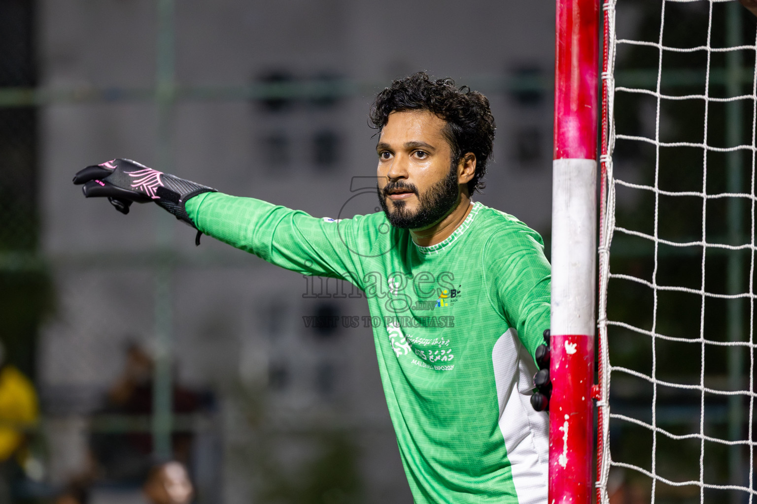 Hulhumale Hospital vs BCC in Day 7 of Office League 2025 was held on Tuesday, 22nd April 2025 in Hulhumale', Maldives. Photos: Ismail Thoriq / images.mv