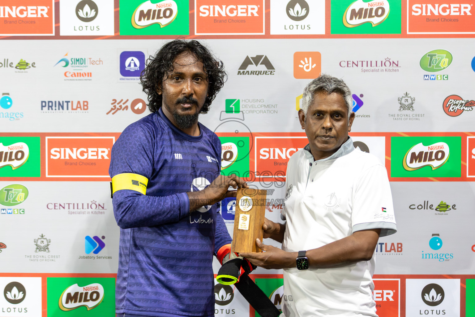 DHARUMAVANTHA vs FINANCE RC in Club Maldives Classic 2024 held in Rehendi Futsal Ground, Hulhumale', Maldives on Tuesday, 10th September 2024. 
Photos: Mohamed Mahfooz Moosa / images.mv