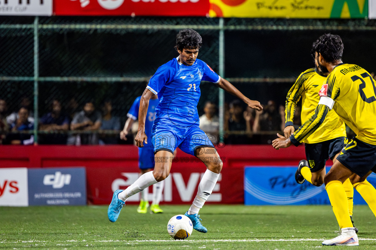 Lh Naifaru vs Lh Kurendhoo in Lhaviyani Atoll Finals Day 26 of Golden Futsal Challenge 2025 was held on Thursday , 30th January 2025, in Hulhumale', Maldives. Photos: Nausham Waheed / images.mv