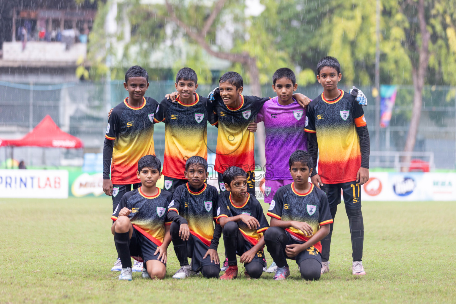 Eagles vs Hurriya in day 6 of Dhivehi Youth League 2024 held at Henveiru Stadium on Saturday 30th November 2024. Photos: Shuu Abdul Sattar/ Images.mv