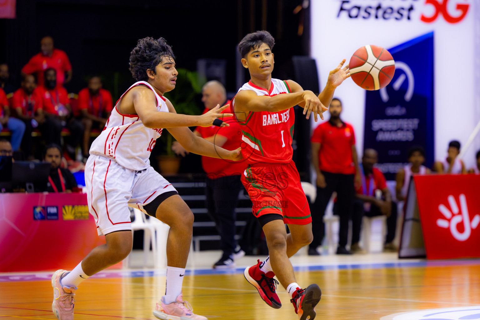 Maldives vs Bangladesh in Day 3 of Under 16 Asian Cup SABA Qualifiers 2025 was held in Social Center, Male', Maldives on Saturday, 14th June 2025. Photos: Nausham Waheed / images.mv